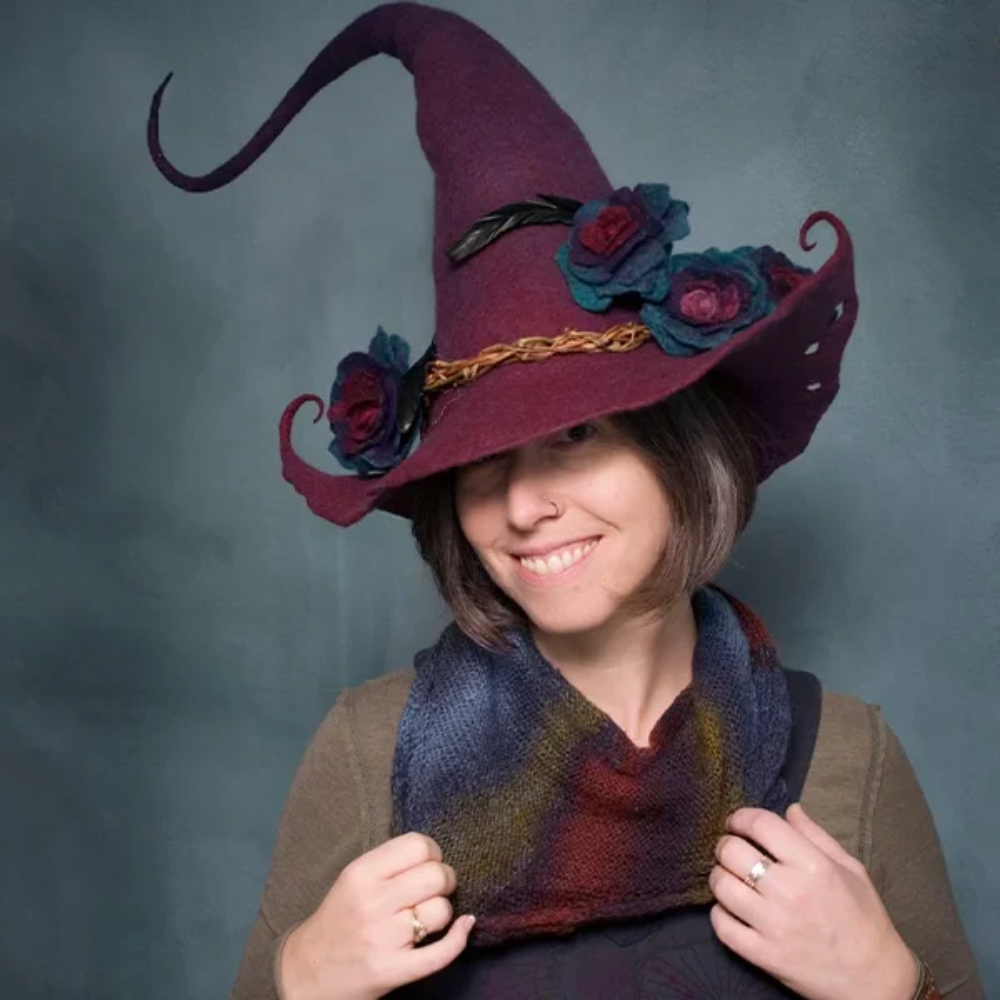 Halloweenový čarodějnický klobouk ručně vyrobený z merino vlněného plsti