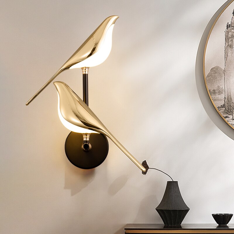 Luminous Nest Wall Lamp - Elegant Gold Minimalist Light for Stylish Decorative Illumination